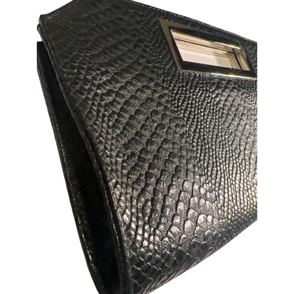 Express Black Faux Leather Snakeskin Clutch‎ Handbag Silver Handle Magnetic Y2K